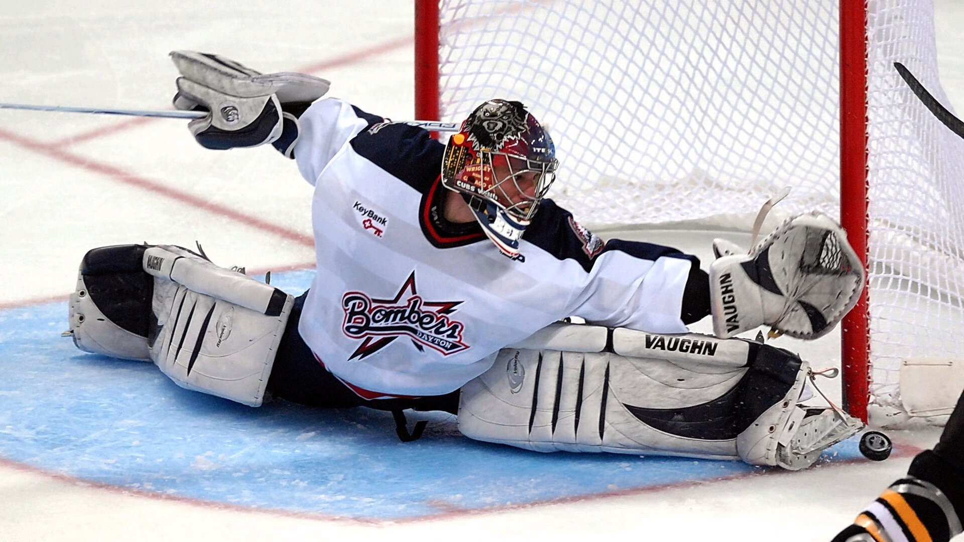 当巨人遇见门神，拜仁阴影下的德国足球与库尔图瓦的制胜艺术